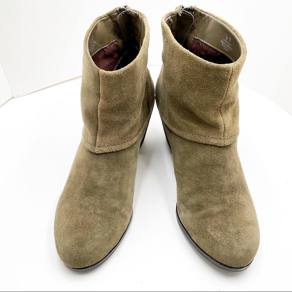 {Sam Edelman} Larkin Suede Ankle Boots - Picture 15 of 16